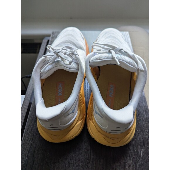 Women's Hoka Arahi 6 Wide Athletic Shoes *Great Condition* Size 8 D Light Gray - Picture 3 of 11